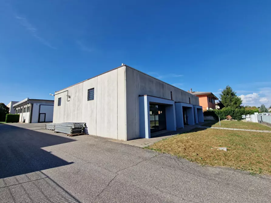 Immagine 4 di Capannone industriale in vendita  in Via Alessandro Volta a Borgo Veneto