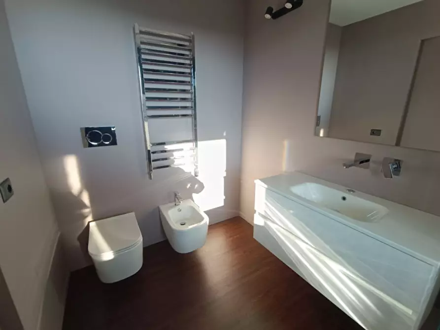 Immagine 10 di Attico in affitto  a Andria