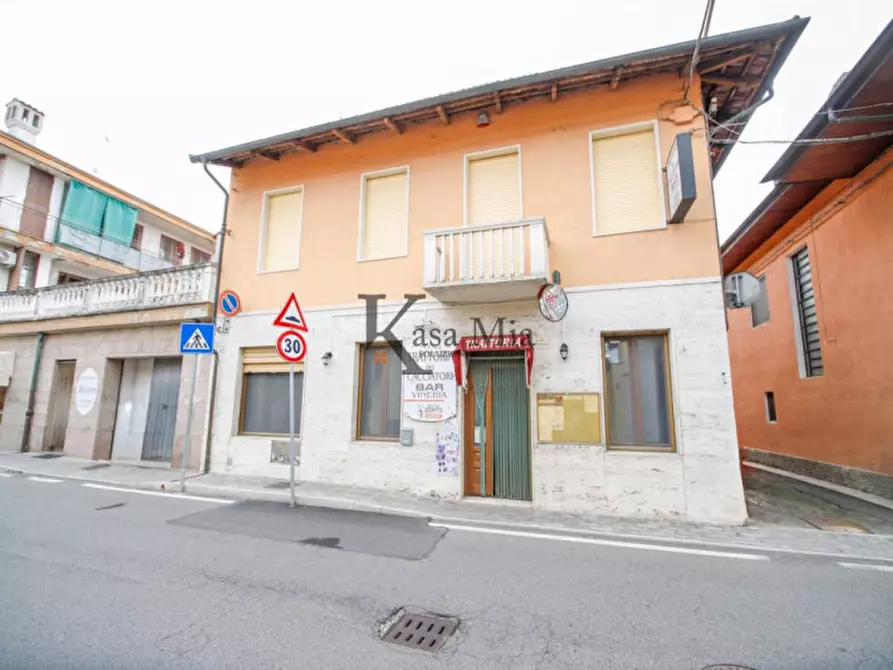 Immagine 2 di Attività commerciale in vendita  in via garibaldi n. 74 a Mazzè