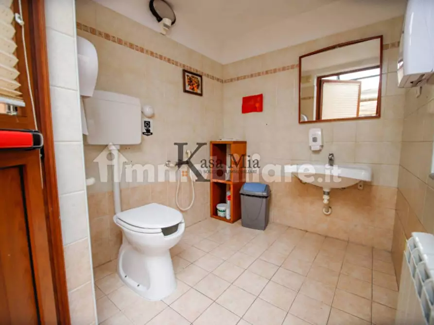 Immagine 4 di Attività commerciale in vendita  in via garibaldi n. 74 a Mazzè