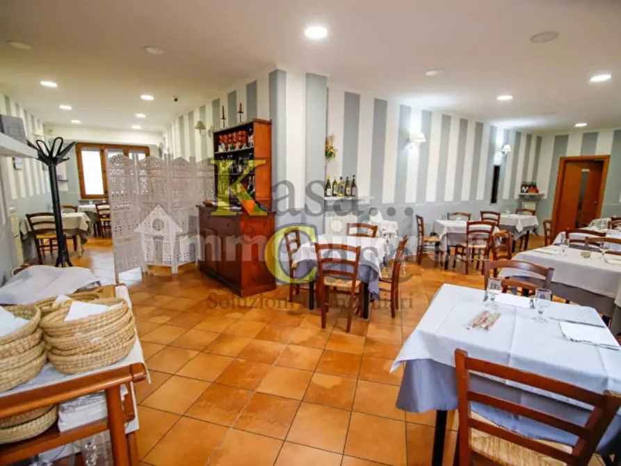 Immagine 10 di Attività commerciale in vendita  in via garibaldi n. 74 a Mazzè