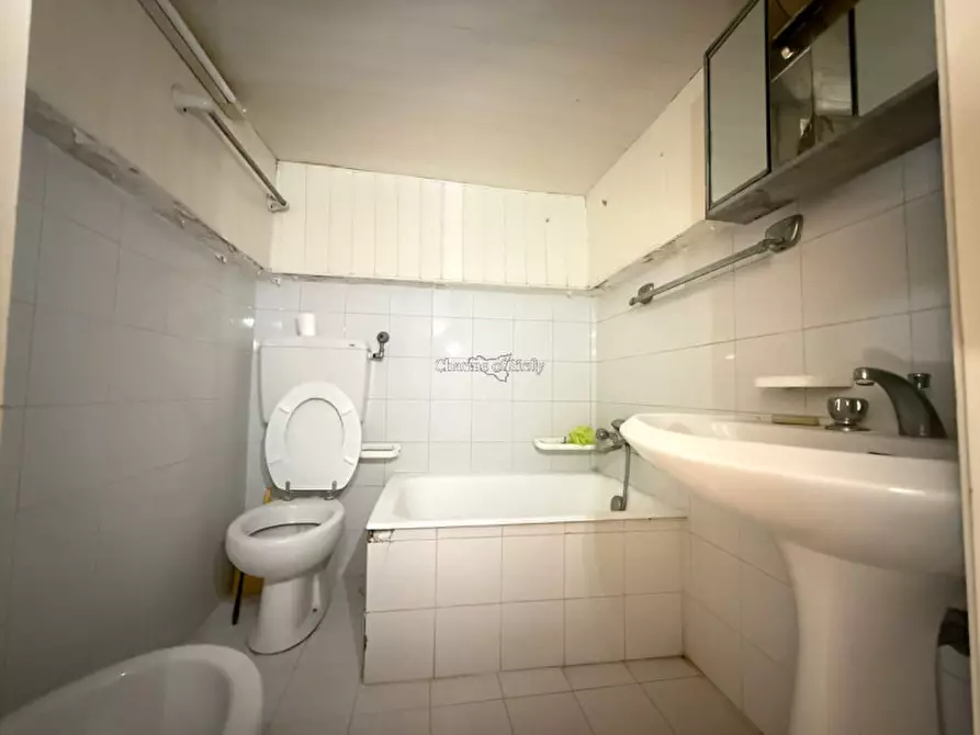 Immagine 23 di Casa indipendente in vendita  in Vicolo Zaccaria a Modica