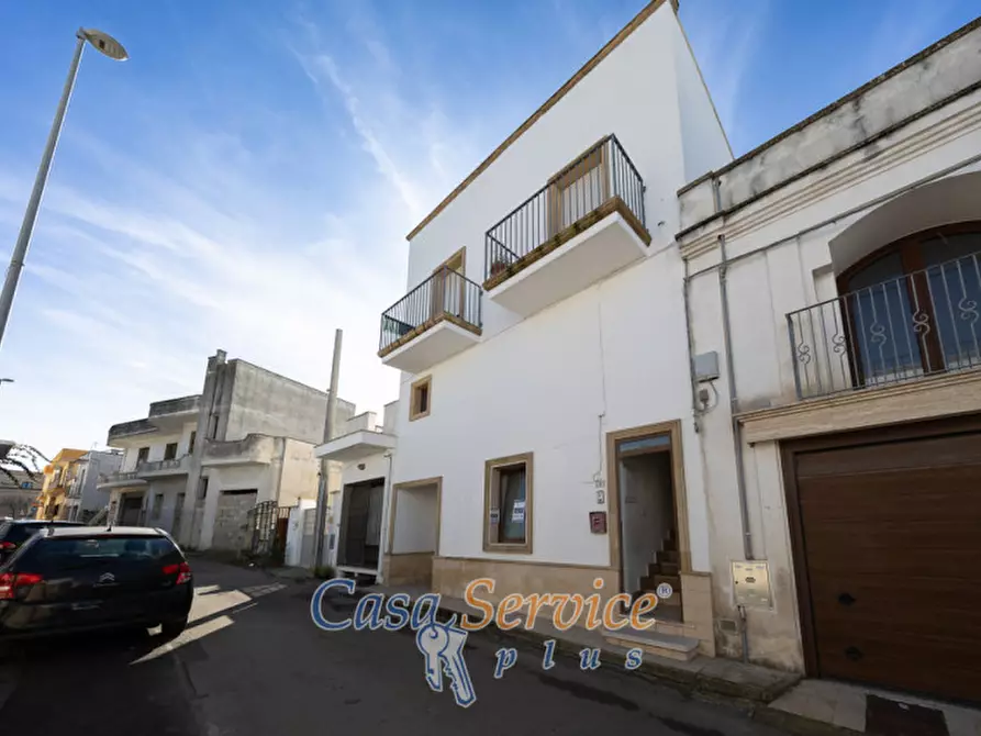 Immagine 1 di Casa indipendente in vendita  in Via Fratelli Bandiera a Taviano