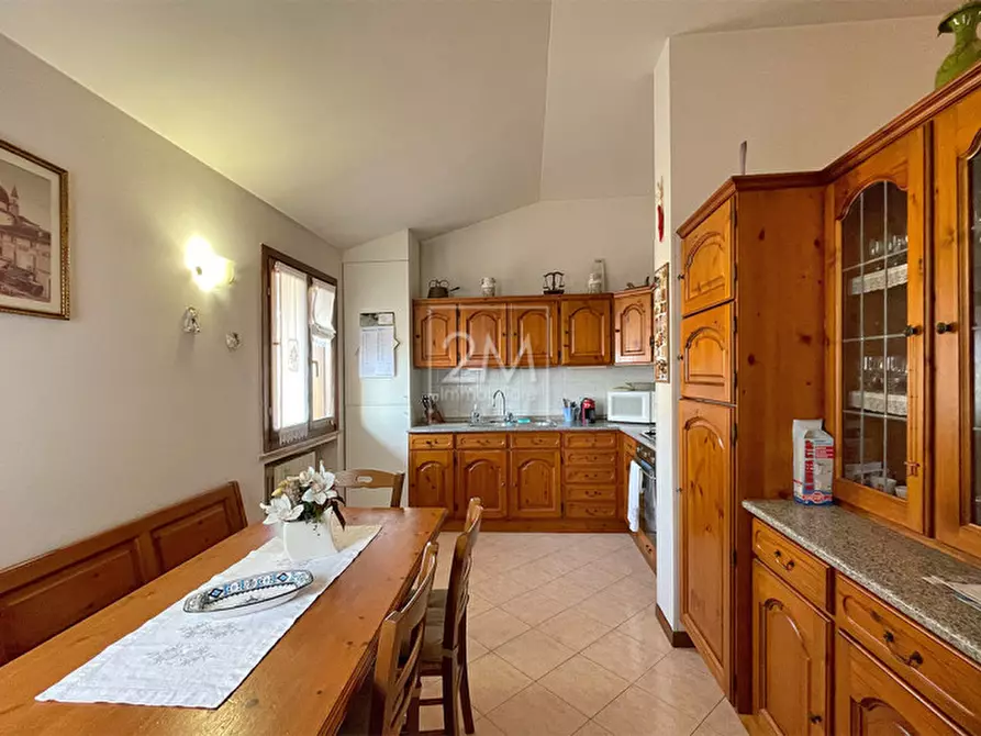 Immagine 9 di Appartamento in vendita  in Via Marsala a Villafranca Di Verona