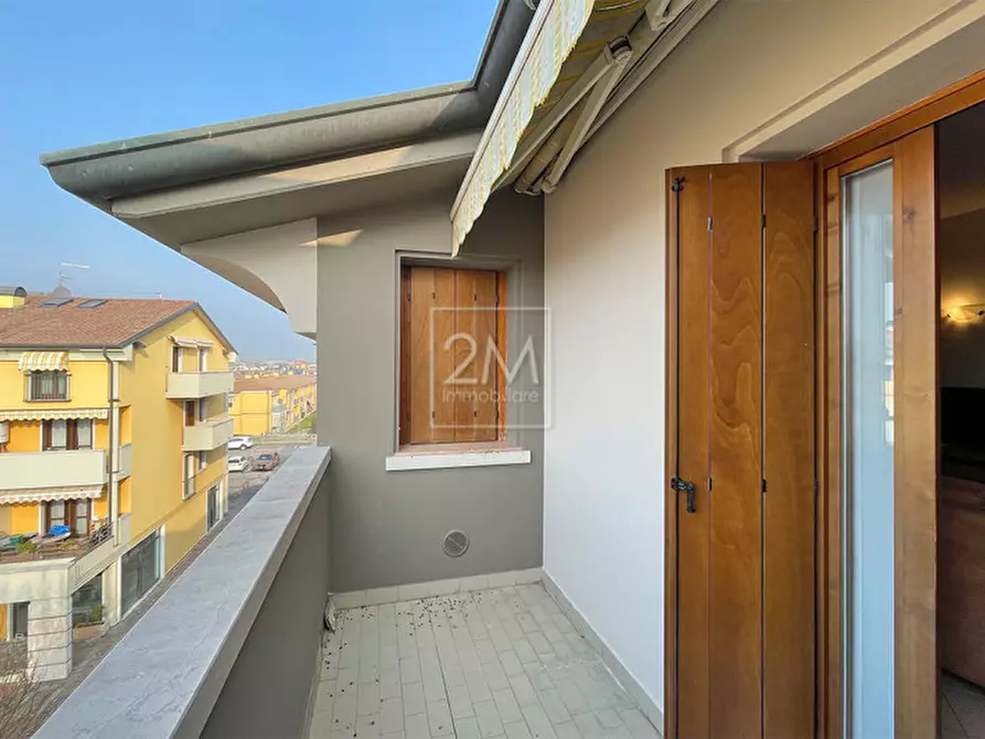 Immagine 12 di Appartamento in vendita  in Via Marsala a Villafranca Di Verona