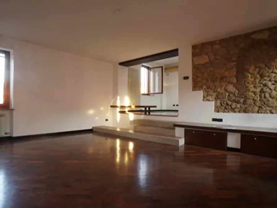 Immagine 9 di Appartamento in vendita  a Soave