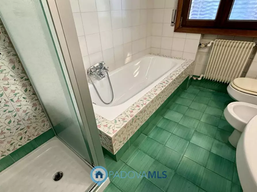 Immagine 15 di Casa bifamiliare in vendita  in Via Marco Lando a Padova