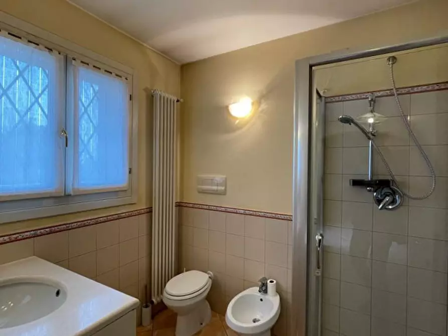 Immagine 26 di Casa bifamiliare in affitto  in strada della Commenda a Vicenza