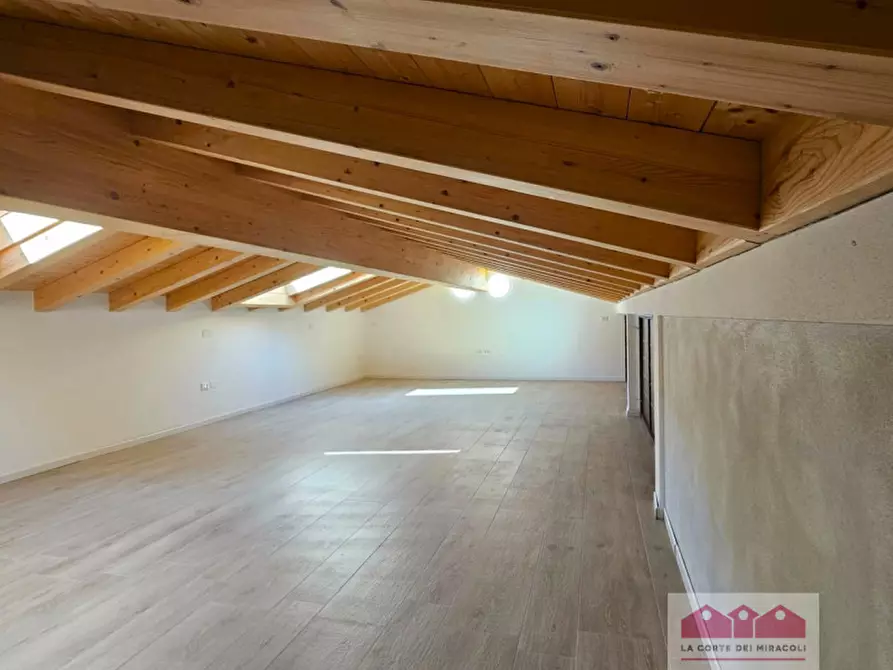 Immagine 17 di Casa indipendente in affitto  in strada degli Olivari a Longare