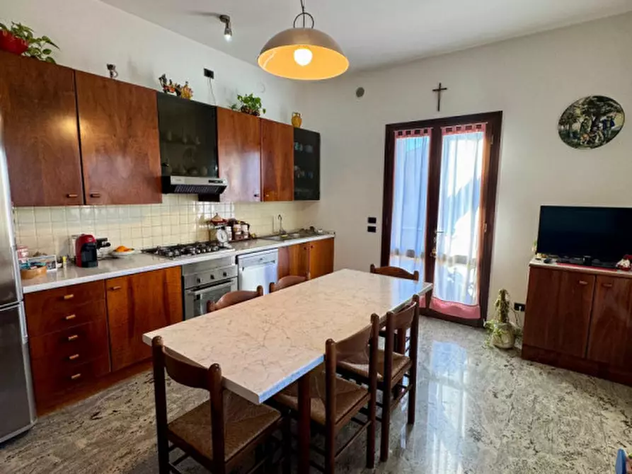 Immagine 5 di Casa indipendente in vendita  in Via Venezia a Baone