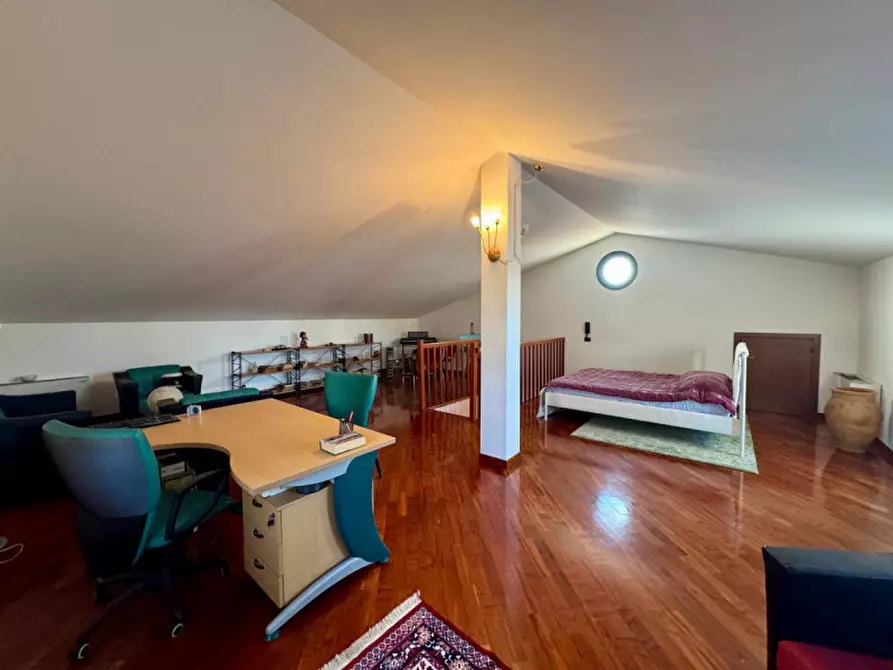 Immagine 13 di Casa indipendente in vendita  in Via Venezia a Baone