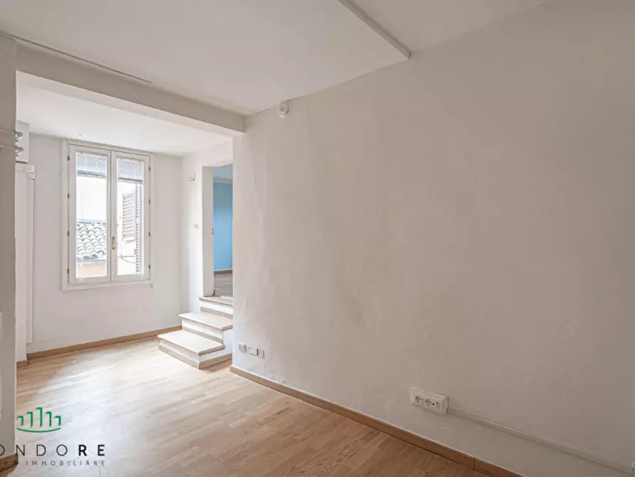 Immagine 9 di Ufficio in vendita  in Via Santo Stefano a Bologna