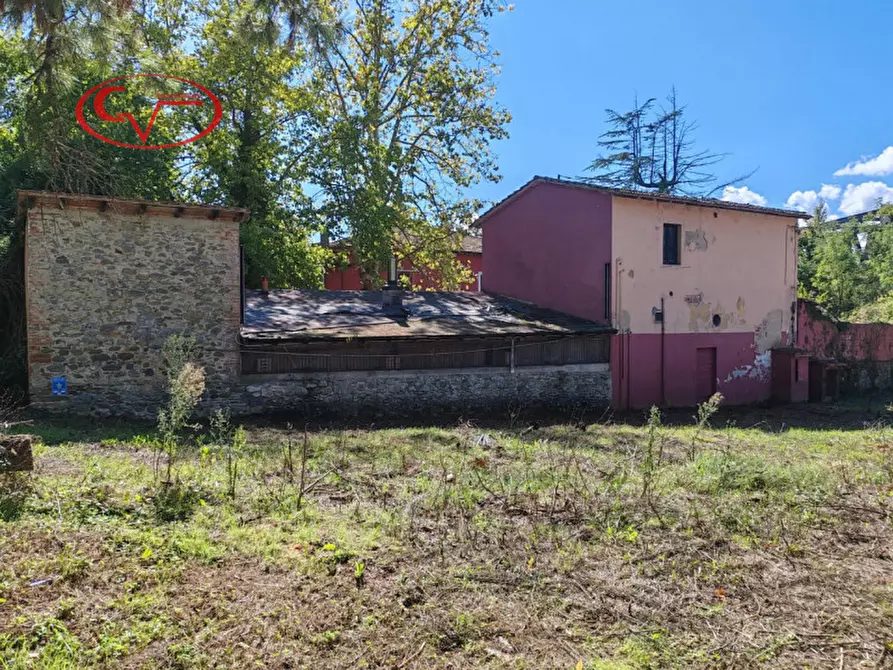 Immagine 11 di Attività commerciale in vendita  in Strada Lungo l'Arno a Terranuova Bracciolini