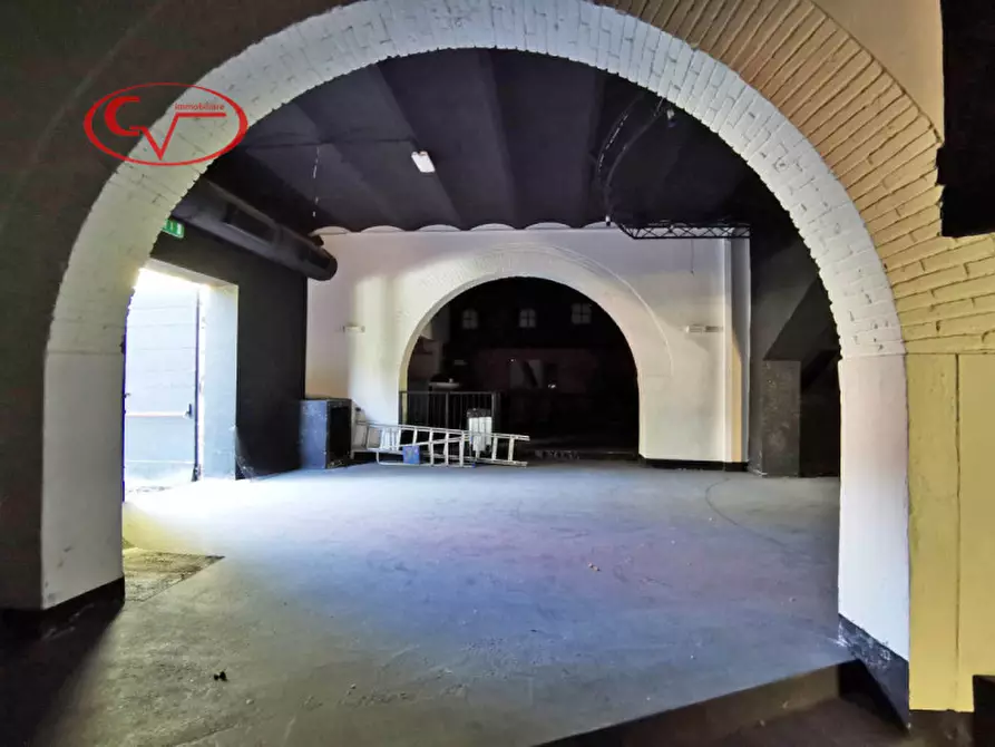 Immagine 24 di Attività commerciale in vendita  in Strada Lungo l'Arno a Terranuova Bracciolini