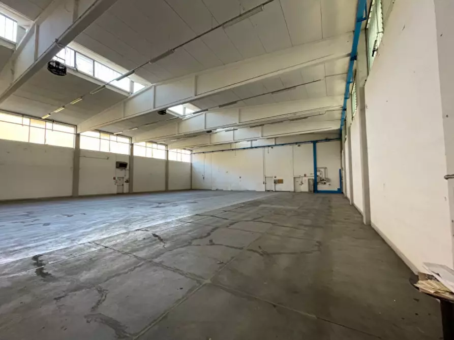 Immagine 3 di Capannone industriale in affitto  in Via Radici a Castellarano