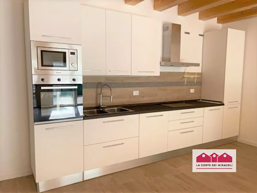 Immagine 2 di Casa indipendente in affitto  in Via Villa a Longare