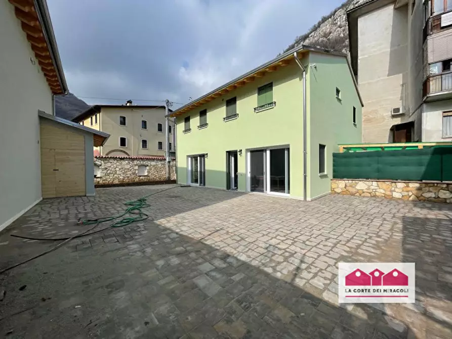 Immagine 4 di Casa indipendente in affitto  in Via Villa a Longare