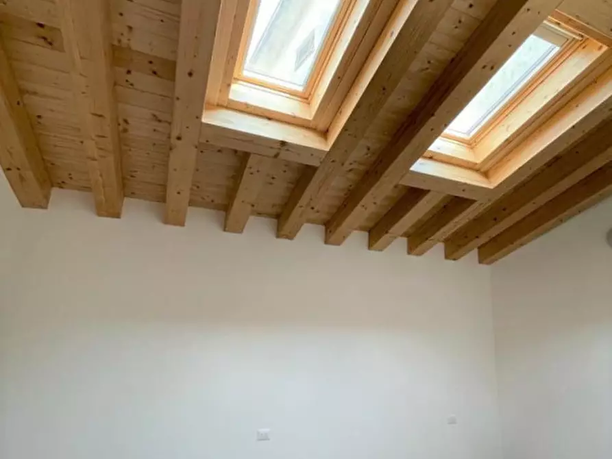 Immagine 16 di Casa indipendente in affitto  in Via Villa a Longare