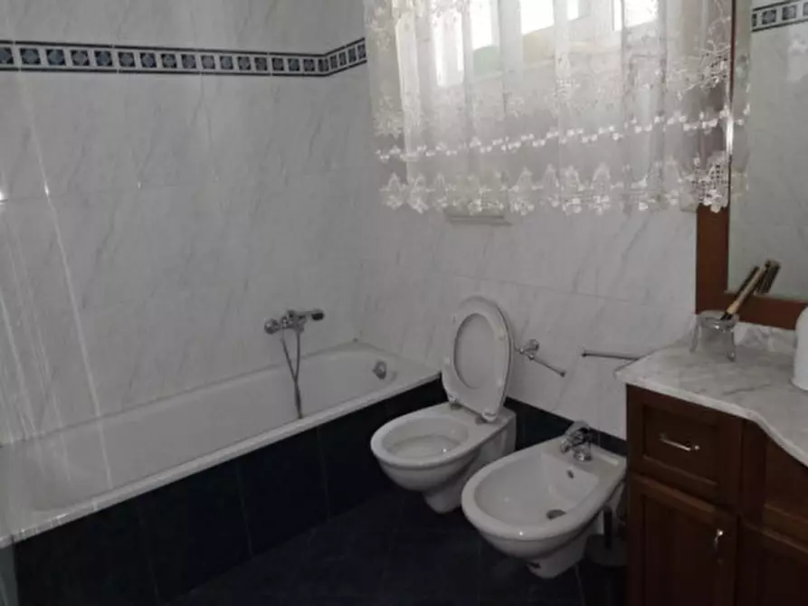 Immagine 9 di Casa indipendente in vendita  a Andria