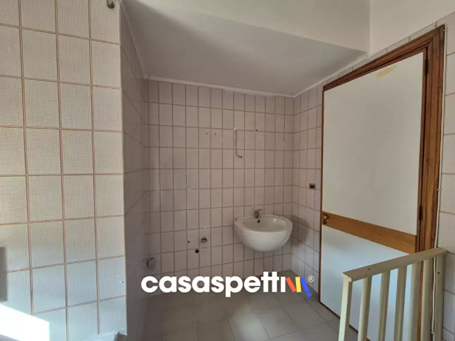 Immagine 21 di Appartamento in vendita  in Via Francesco Bacone,1 a Grottaglie