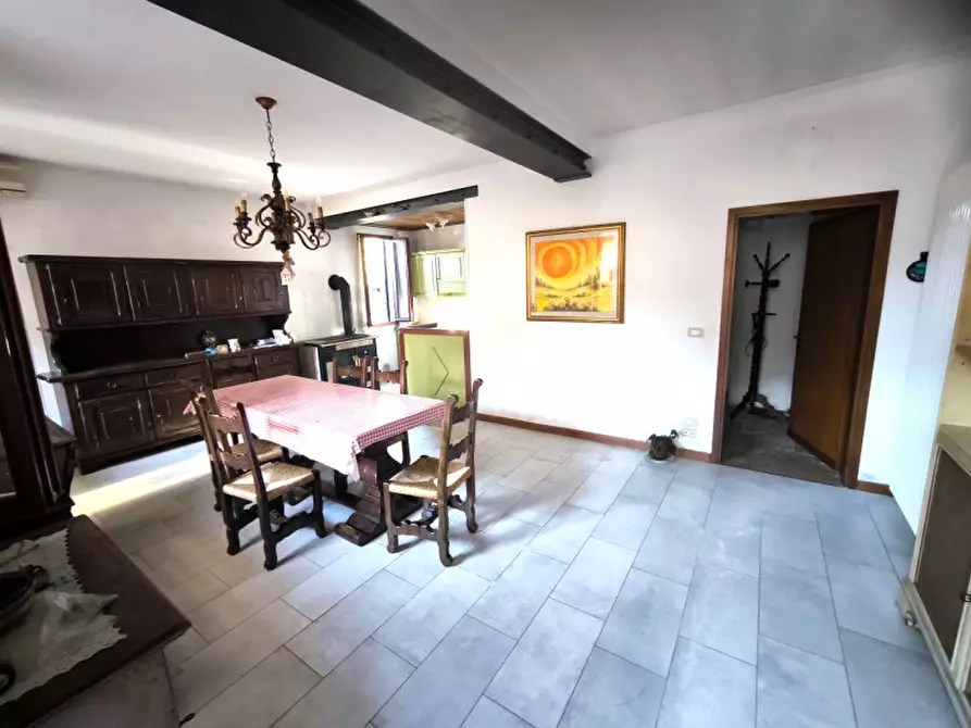 Immagine 1 di Casa indipendente in vendita  in Via Montà a Padova