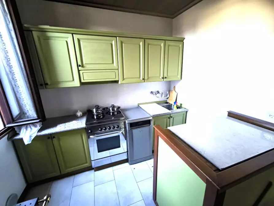 Immagine 2 di Casa indipendente in vendita  in Via Montà a Padova