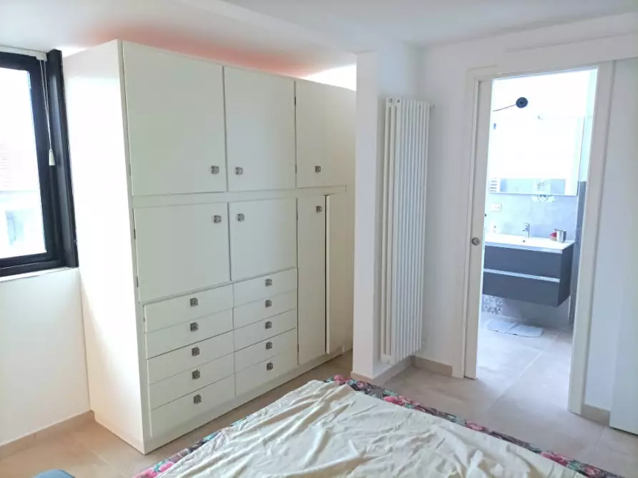 Immagine 15 di Appartamento in affitto  in VIA N. FABRIZI 171 a Pescara