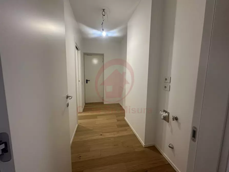 Immagine 11 di Appartamento in vendita  in Via Aosta a Padova