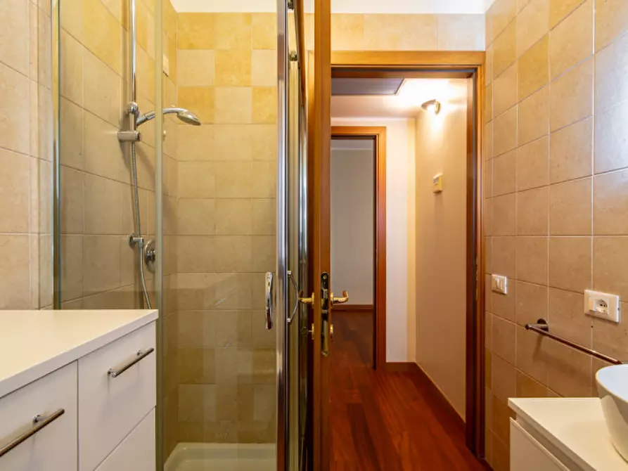 Immagine 18 di Appartamento in vendita  in Via Tito Livio a Abano Terme