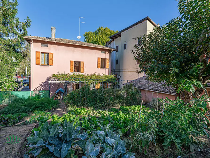 Immagine 2 di Villa in vendita  in via gesso, 35 a Zola Predosa