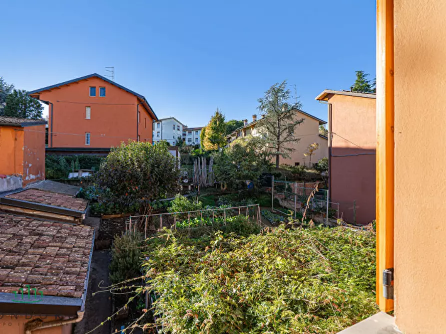 Immagine 33 di Villa in vendita  in via gesso, 35 a Zola Predosa