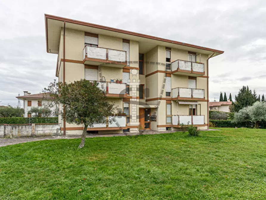 Immagine 17 di Appartamento in vendita  in Via Sardegna, 7/B a Bassano Del Grappa