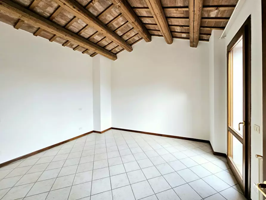 Immagine 9 di Appartamento in vendita  in VIA CESARE BATTISTI a Villa Estense