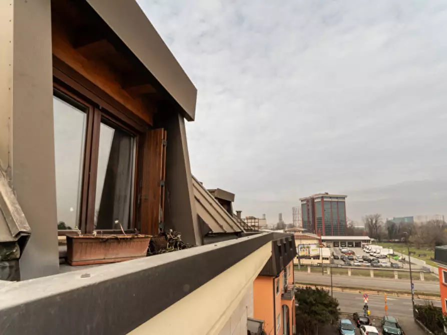 Immagine 15 di Appartamento in vendita  in Via Ermanno Barigozzi a Milano