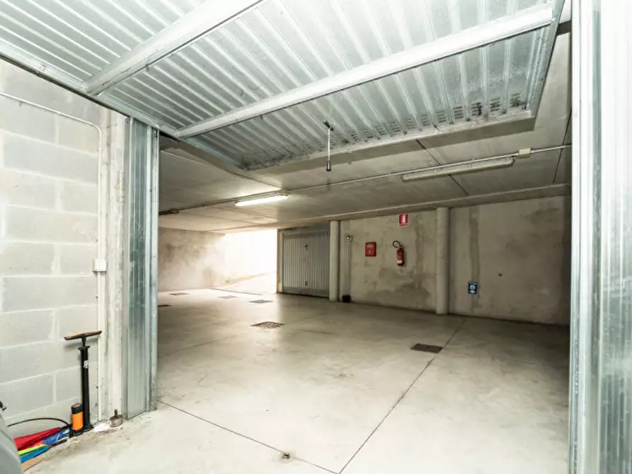 Immagine 38 di Appartamento in vendita  in Via Ermanno Barigozzi a Milano