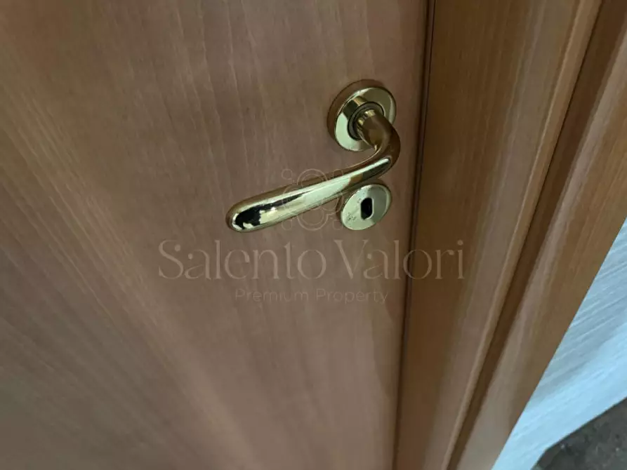 Immagine 10 di Casa indipendente in vendita  in Via XXIV Maggio 22 a Parabita