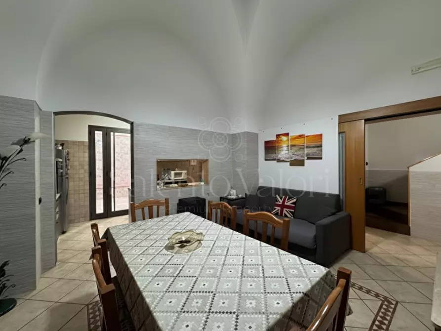 Immagine 14 di Casa indipendente in vendita  in Via XXIV Maggio 22 a Parabita