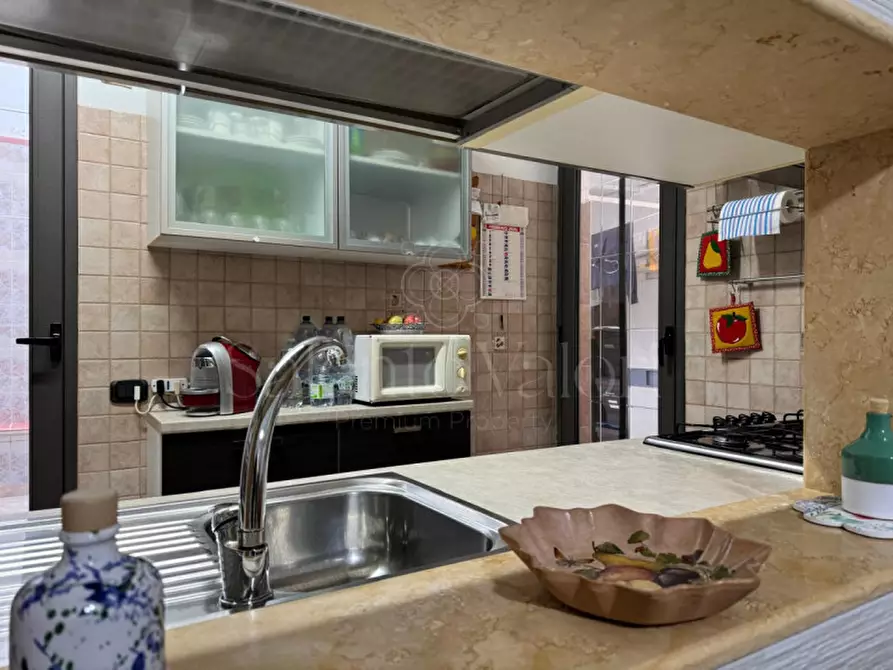 Immagine 18 di Casa indipendente in vendita  in Via XXIV Maggio 22 a Parabita