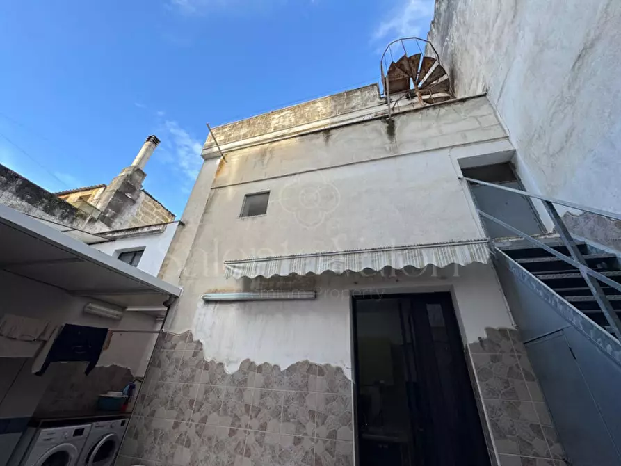 Immagine 24 di Casa indipendente in vendita  in Via XXIV Maggio 22 a Parabita