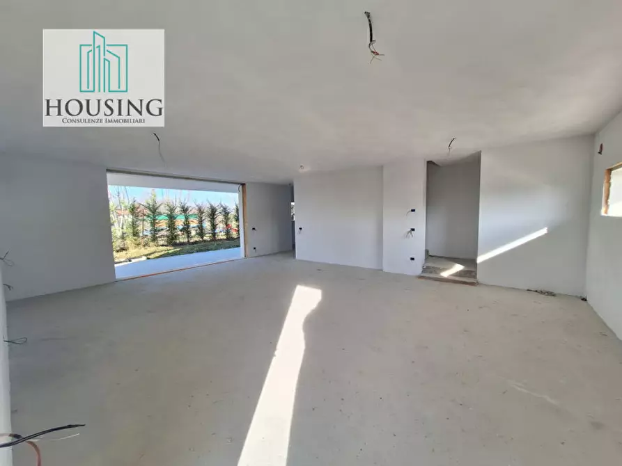 Immagine 2 di Casa indipendente in vendita  in Via Ruggero Leoncavallo a Abano Terme