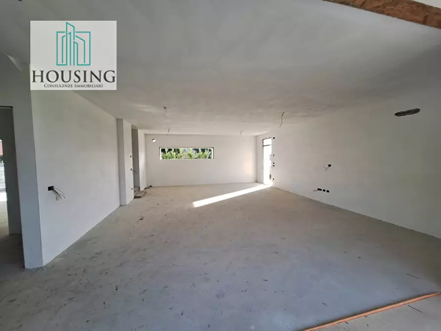 Immagine 7 di Casa indipendente in vendita  in Via Ruggero Leoncavallo a Abano Terme