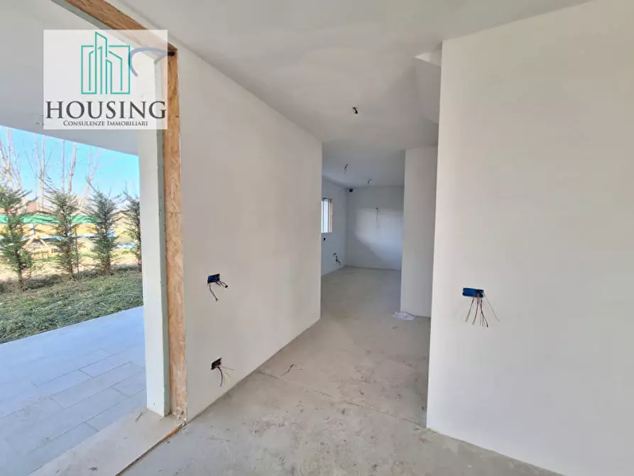 Immagine 10 di Casa indipendente in vendita  in Via Ruggero Leoncavallo a Abano Terme