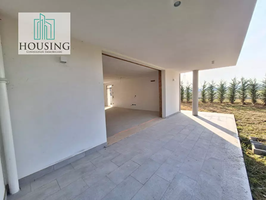 Immagine 17 di Casa indipendente in vendita  in Via Ruggero Leoncavallo a Abano Terme