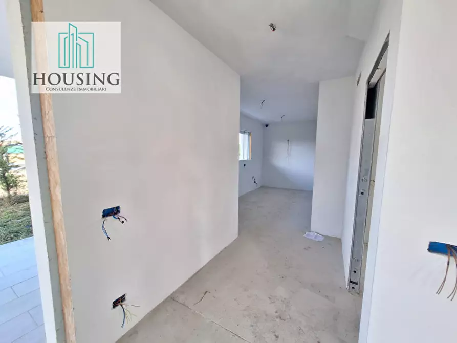 Immagine 18 di Casa indipendente in vendita  in Via Ruggero Leoncavallo a Abano Terme