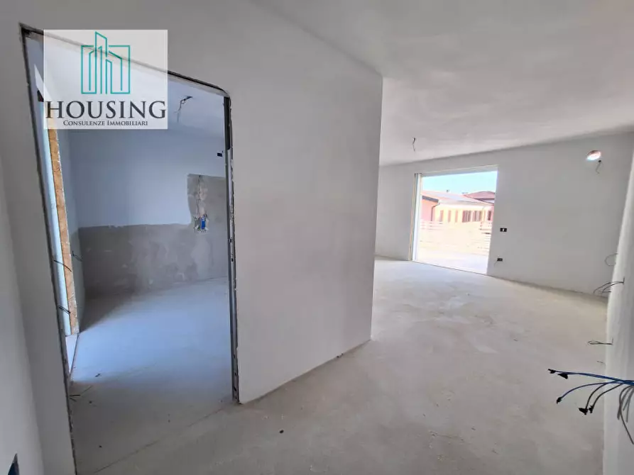 Immagine 19 di Casa indipendente in vendita  in Via Ruggero Leoncavallo a Abano Terme