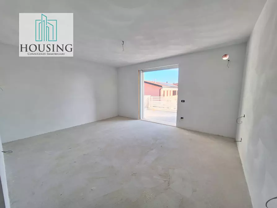 Immagine 24 di Casa indipendente in vendita  in Via Ruggero Leoncavallo a Abano Terme