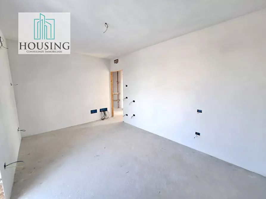 Immagine 36 di Casa indipendente in vendita  in Via Ruggero Leoncavallo a Abano Terme