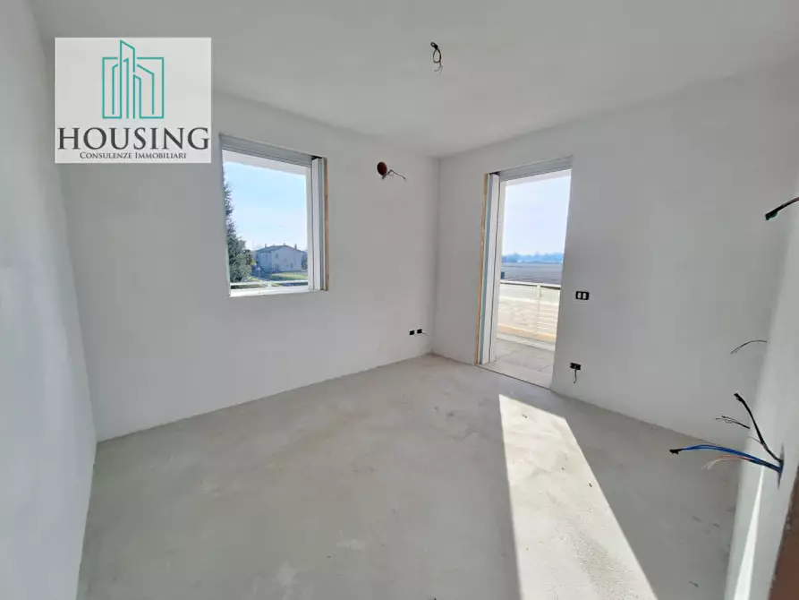 Immagine 39 di Casa indipendente in vendita  in Via Ruggero Leoncavallo a Abano Terme