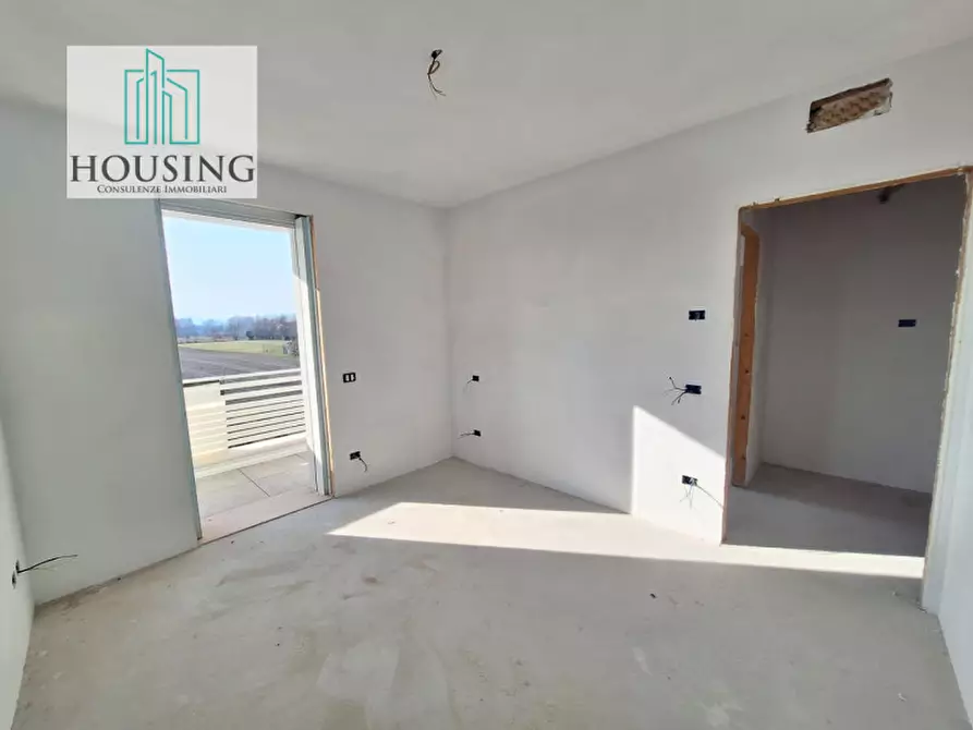 Immagine 40 di Casa indipendente in vendita  in Via Ruggero Leoncavallo a Abano Terme