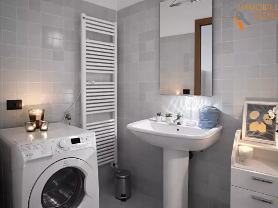 Immagine 13 di Appartamento in vendita  in via Bogon, 2 a Verona